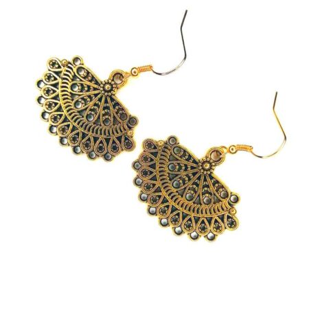 Dangling Fan Design Earrings