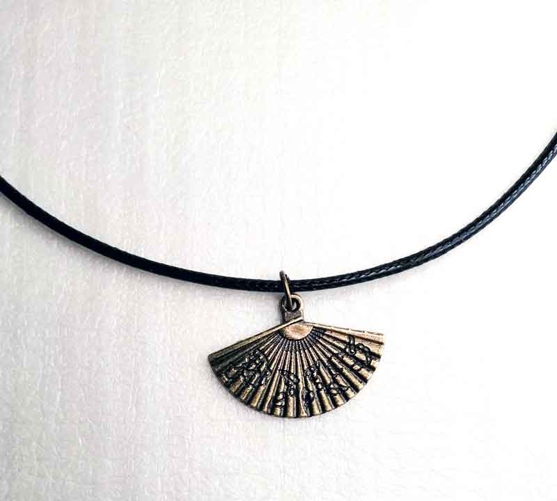 Engraved Bronze Fan Chocker Necklace