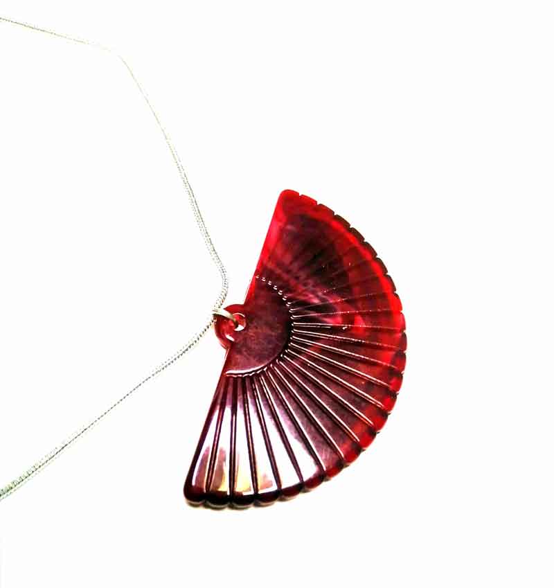 Large Red Marble Fan Design Long Necklace