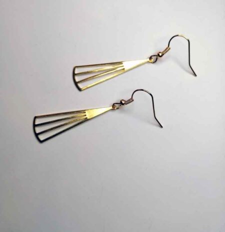 Long Fan slight flecked Drop Bar Earrings