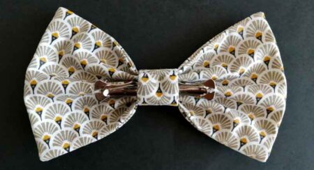 Men’s Luxurious Japanese Style Fan Pattern ‘Clip On’ Bow Tie Beige