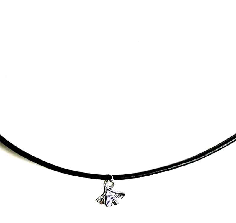 Small Leaf Fan Chocker Silver Necklace